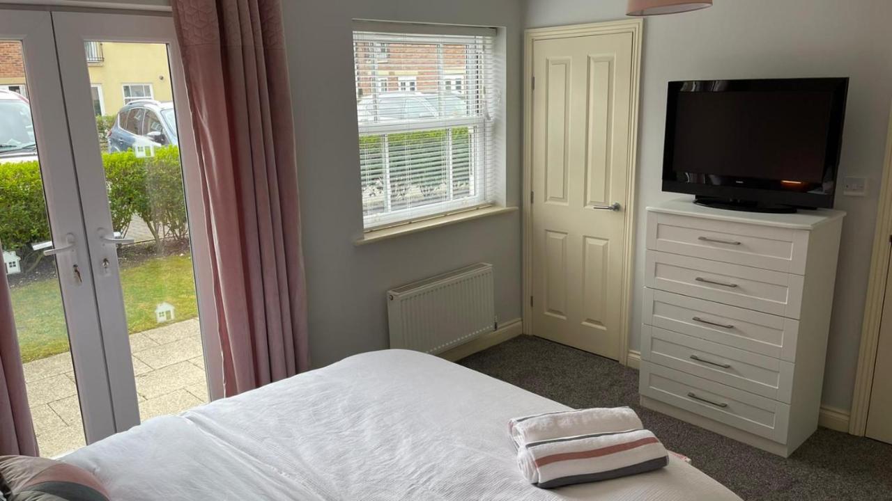 Blue Bay View - One Bed Apartment @ The Bay, Filey Reighton Exterior photo